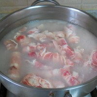 白灼金针菇肥牛 —— 菁选酱油试用菜谱的做法图解5