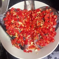 剁椒鱼头的做法图解2