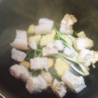 酱香の 笨笨红烧肉的做法图解5