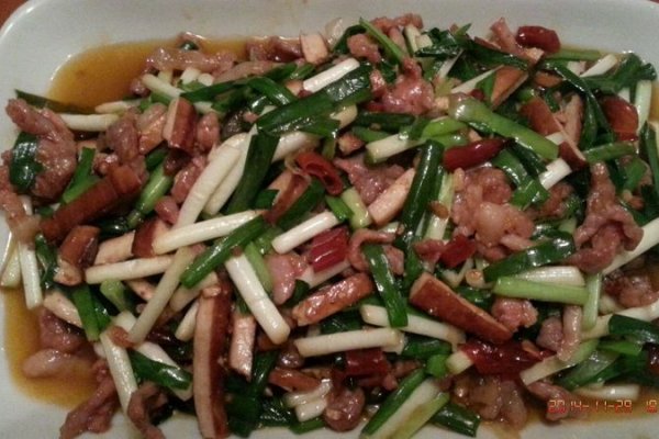 韭菜炒豆腐干的做法
