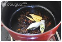 香辣猪蹄火锅的做法图解7