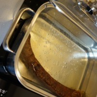 梁食土家香肠炒胡萝卜龙的做法图解1