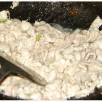 花菜烧肉的做法图解3