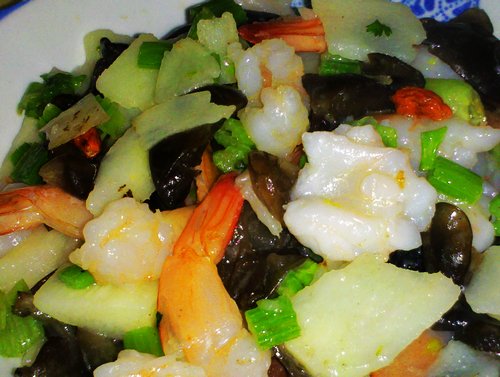 【药膳】山药黑木耳炒虾仁的做法