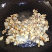 元旦新鲜牡蛎杂菜汤的做法图解3