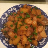 番茄酱之土豆烧肉的做法图解2