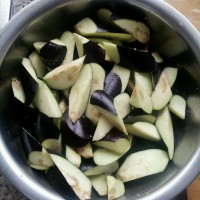 肉沫茄子的做法图解2