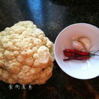 肉片干椒炒花菜的做法图解1