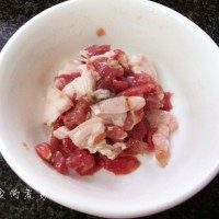 肉片干椒炒花菜的做法图解2
