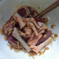 冬菇木耳蒸滑鸡的做法图解6