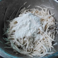 香煎芋丝糕的做法图解3