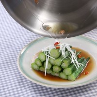 变厨神白灼秋葵的做法图解8
