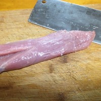鲜美泡菜肉片炒年糕的做法图解1