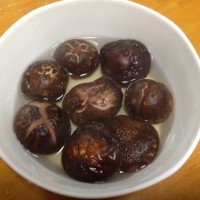 鲜美泡菜肉片炒年糕的做法图解4