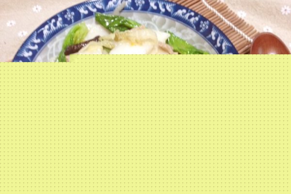 鲜美泡菜肉片炒年糕的做法
