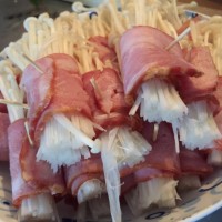 肉香香培根金针菇卷的做法图解1