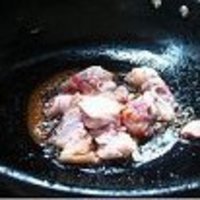 鸡腿菇烧鸡腿的做法图解2