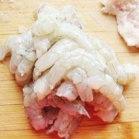 翡翠虾饺的做法图解1
