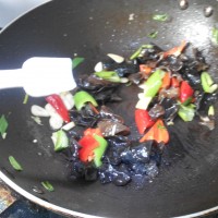 木耳炒鸡蛋的做法图解7