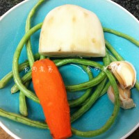 藕条炒豆角的做法图解1
