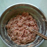 肉丸子的做法图解2