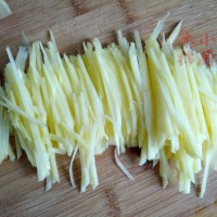 凉拌土豆丝的做法图解2