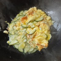 黄瓜煎鸡蛋的做法图解8