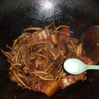 茶树菇五花肉的做法图解10