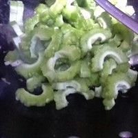 苦瓜炒鸡蛋的做法图解9