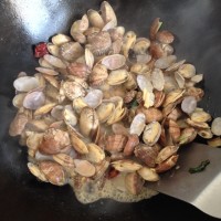 辣炒花蛤的做法图解3