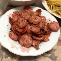 孜然炒香肠的做法图解3