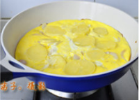 奶香土豆蛋饼的做法图解4