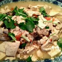 鲫鱼炖豆腐的做法图解5