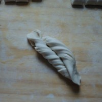 排骨土豆粘卷子~的做法图解13