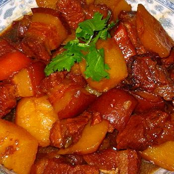 土豆红烧肉的做法