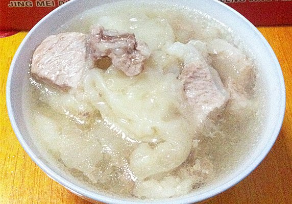 鱼胶瘦肉汤--冬季暖身的做法