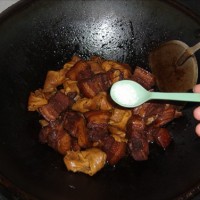 百叶结红烧肉的做法图解10