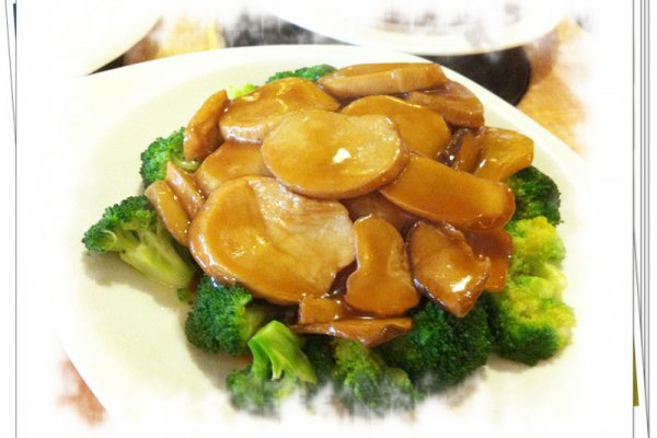 西兰花扣杏鲍菇的做法