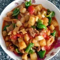 茄子炒肉的做法图解1