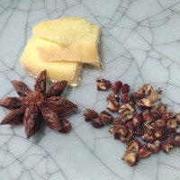 土豆炖鸡腿的做法图解2
