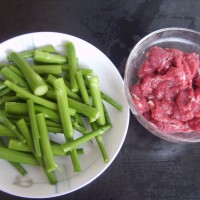 #12道锋味复刻#——芥蓝炒牛肉的做法图解2