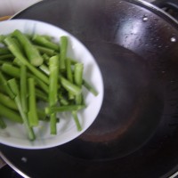 #12道锋味复刻#——芥蓝炒牛肉的做法图解3