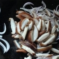 蚝油鲜菇肉片的做法图解5