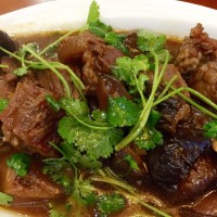 蚝油香菇烧牛腩的做法图解1