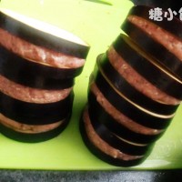 炸茄盒的做法图解3