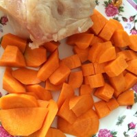 瘦身鸡肉小丸子的做法图解1