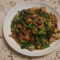香菇蒜苔炒肉的做法图解15