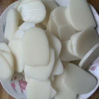 螃蟹炒年糕的做法图解1