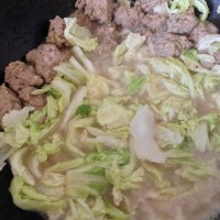 十分钟就能吃上的白菜丸子汤的做法图解3