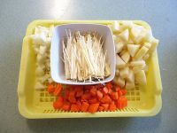 豆腐魔芋丝大酱汤的做法图解2
